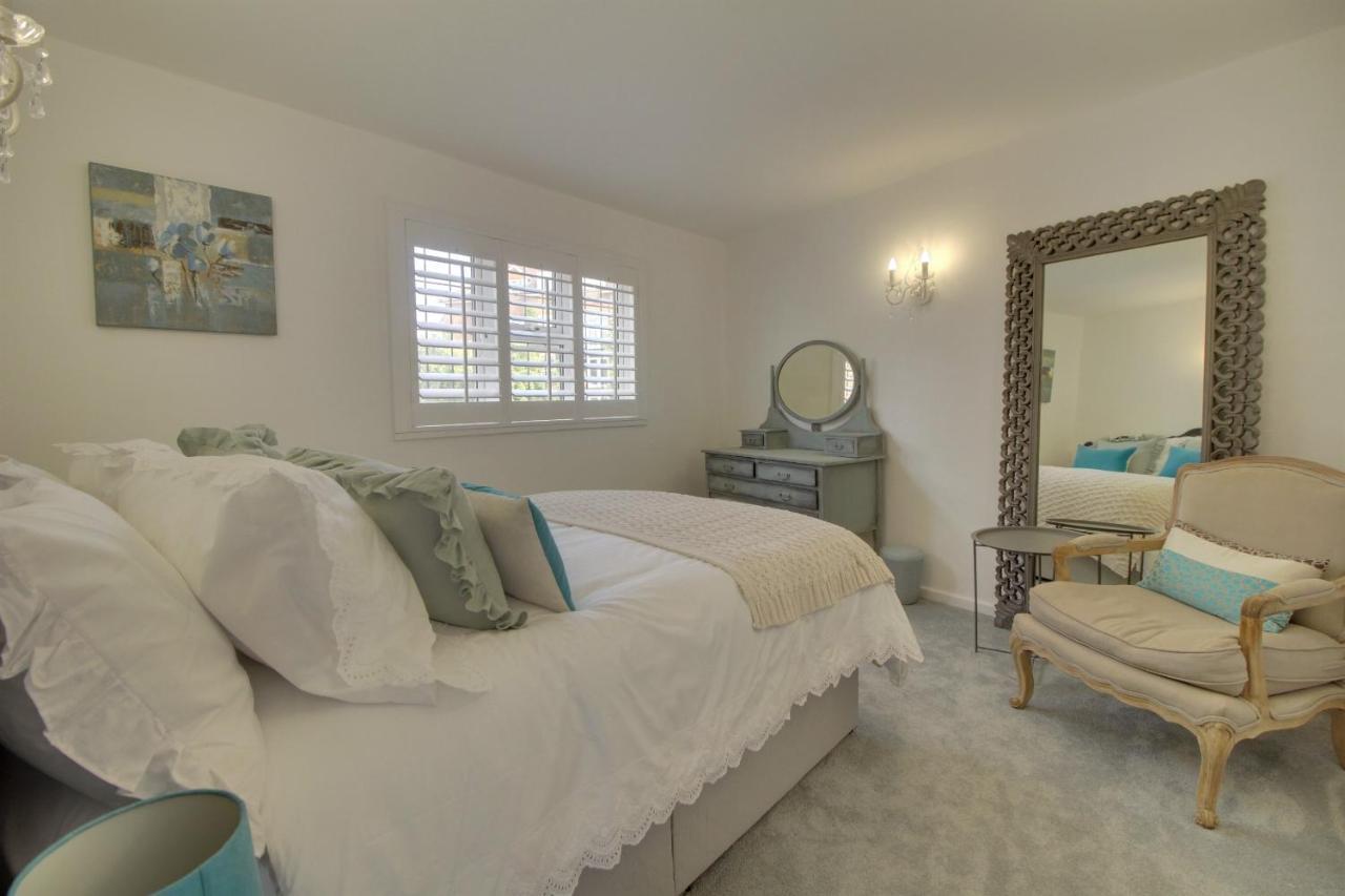 Willow Cottage Уестърам Екстериор снимка