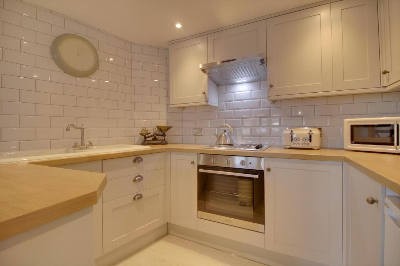 Willow Cottage Уестърам Екстериор снимка